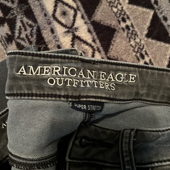 Size 4 - Picture 3 of 3